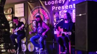 Winery Dogs Acoustic Performance Looney Tunes 100715 [upl. by Afesoj]