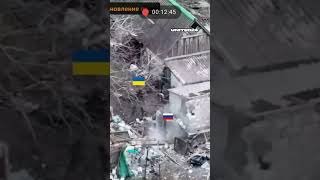 Close Combat Ukrainian Fighter Against Two Russian Soldiers Two POWs were Captured Master Class [upl. by Vaas]