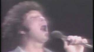 Tom Jones sings American Trilogy Live  1975 [upl. by Ilahtan]