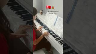 İzmirin Dağlarında Çiçekler Açar 10kasım atatürk piano piyano [upl. by Zeiler]