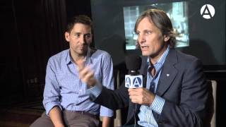 Viggo Mortensen y Javier Godino Todos tenemos un plan [upl. by Rumit]