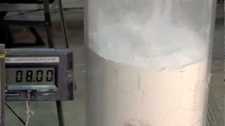 Jenike amp Johanson Powder Fluidization Demonstration [upl. by Gilmour232]