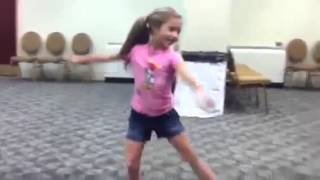 Mackenzie Ziegler Doing An Aerial Dance Moms [upl. by Jed]