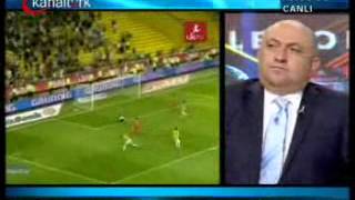 GÖKMEN ÖZDENAK KÜFÜR DİREKTEN DÖNDÜ TELEGOL 2010 [upl. by Yalc]