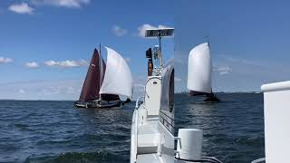 Nederland vanaf het water  meevaren op woonschip Robbedoes met schipper Wim en matroos Anneke [upl. by Odnaloy132]