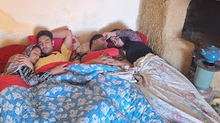 The hard life of a couple in a mountain village in Iran  Local Bread  Nomadic Lifestyle of Iran [upl. by Ahseyi998]