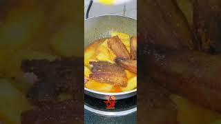 শিং মাছ দিয়ে পেপে রান্না। cooking food recipe easyrecipe lunch foodie homemade cook yummy [upl. by Bohun290]