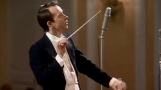 Mikhail Pletnev conducts Beethoven  Symphony No 7 Moscow 1991 [upl. by Nemra]