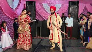 Fusion of Nai Jana nai Jana Tere naal and reply song Best dance performance by couple on wedding [upl. by Nsaj]