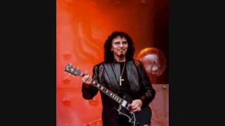 Black Sabbath  Tony Iommi Guitar Solo [upl. by Shererd]