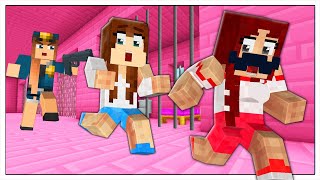 SIAMO DIVENTATI RAGAZZE PER SCAPPARE DALLA PRIGIONE  Minecraft ITA [upl. by Econah]