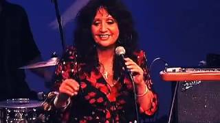 Maria Muldaur Midnight at the Oasis from LIve In Concert [upl. by Anemix252]