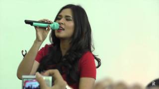 Raisa  Bersinar 030416 Live HD [upl. by Ayatan]