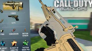 Black Ops 1 Famas VS Cold War FFAR [upl. by Balmuth]