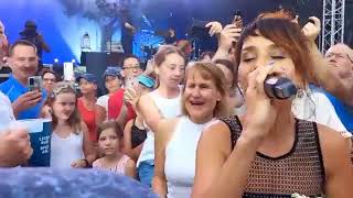 Zaz en el Castle Festival en Rastatt  Les jours heureux  Juillet 2023  Alemania [upl. by Novla]