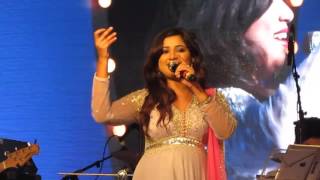 Shreya Ghosal Live Performance  Barso re megha megha [upl. by Aicemat120]