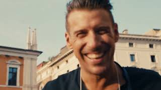 Francesco Gabbani  L’amor Leggero Live from Castello Estense di Ferrara [upl. by Nylessoj]