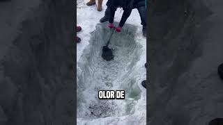 mina de petróleo bajo el hielo😮 shortsvideo [upl. by Gebelein]