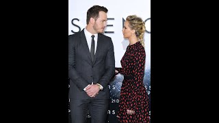 jennifer lawrence got roasted by chris pratt jenniferlawrence chrispratt [upl. by Ardiedak]