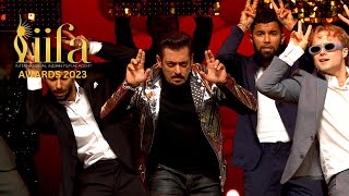 Salman Khan shows off his Evergreen Energy  IIFA 2023 [upl. by Monjan]