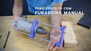 FURO RETO com furadeira manual  Marcenaria hobby 17 [upl. by Dody]