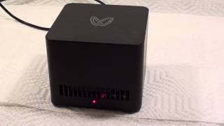 Butterfly Labs 5 GHs ASIC Bitcoin mining rig the Jalapeno [upl. by Annette55]