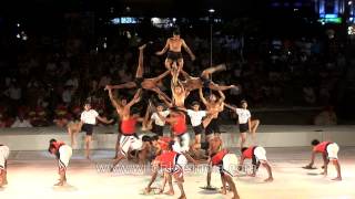 Artists showcasing their talent of Mallakhamb and Kalaripayattu [upl. by Mihsah]