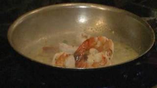 CookingHow To Make Shrimp Scampi At This Las Vegas Italian Restaurant [upl. by Annelak]