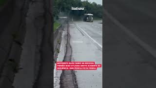 IMAGENS IMPRESSIONANTES MOTORISTA FLAGRA GRAVE ACIDENTE NA RODOVIA FERNÃO DIAS [upl. by Ynamreg622]