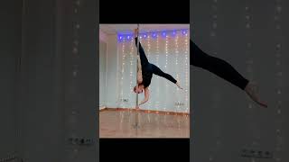 Pole dance split poledance polesport poletricks polesplit polesplits poletrick [upl. by Roberta]