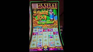 1ST TIME PLAYING MR SKUNKY  STINKIN RICH  I GOT 27 FREE SPINS [upl. by Naam]