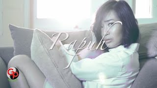 Rapuh  Rinni Wulandari Official Lyric Video [upl. by Pretrice]