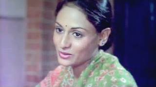 Chandni Re Jhoom  Lata Mangeshkar Jaya Bachchan Nauker Song [upl. by Eneles]