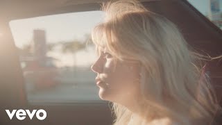 Louane  Aimer à mort Clip Officiel [upl. by Ordnagela729]