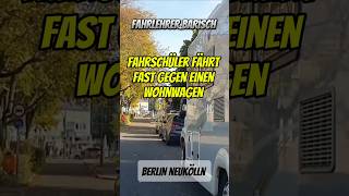 Fahrschüler baut fast Unfall [upl. by Luoar]