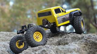 Axial scx10 clone portal all metal chassis with belt in transmission Amazing for crawl [upl. by Eittah382]