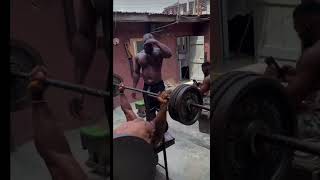 Para esculpir un cuerpo no es necesario ir al mejor gimnasio motivacion [upl. by Gillette219]