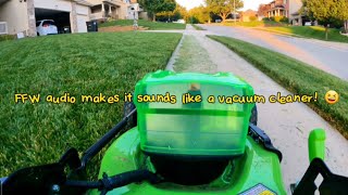 Greenworks 80v Pro  using a mower as a vacuum cleaner to clean grass clippings [upl. by Bayly]