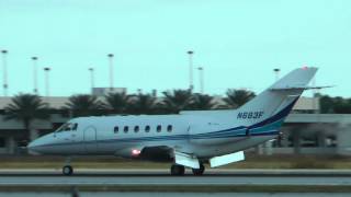 Raytheon Hawker 800 landing in Fort Myers from St Paul Holman [upl. by Cyb]