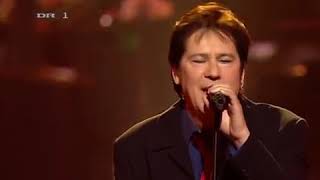 Shakin Stevens  live hits medley plus quotMerry Christmas Everyonequot 2010 DRs JuleShow [upl. by Nimajnab553]