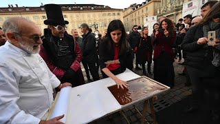 Torino al via CioccolaTò la kermesse più dolce dItalia dedicata al cioccolato artigianale [upl. by Maeve242]