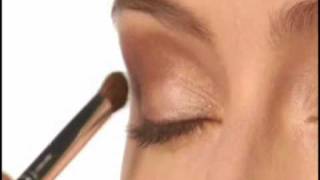 How to Apply Eye Shadow  Clinique Eyeshadow Powder [upl. by Chassin]