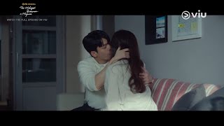 Wi Ha Joon amp Jung Ryeo Wons Morning Kiss  The Midnight Romance in Hagwon EP 8  Viu Original EN [upl. by Thais]