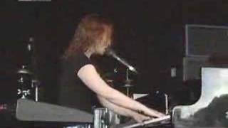 Tori Amos  Cornflake Girl Glastonbury 98 [upl. by Dihaz]