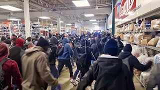 NYC Gets Worse… Shoplifters Raid Costco [upl. by Dustie]