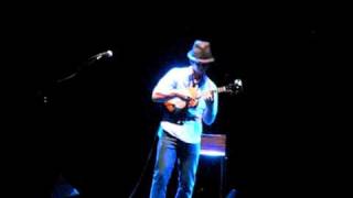 Jake Shimabukuro  quotHallelujahquot Leonard Cohen [upl. by Swetlana607]