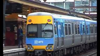 Morning Peak at Flinders Street 03022011 [upl. by Ellecrag]