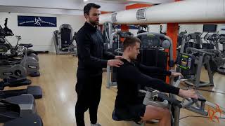 Exercise Tutorial Machine Upper Back Row [upl. by Yoj129]