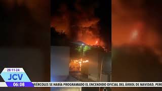 Incendio Gran Bodega  Noticias con Juan Carlos Valerio [upl. by Harolda806]