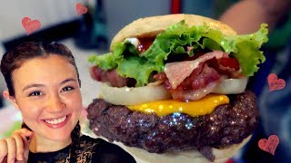 The Worlds Best Burger Gunnys All American 300g Patty quotThe Rockquot Burger [upl. by Yesor]